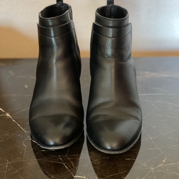 Vince Boots - Picture 2 of 4